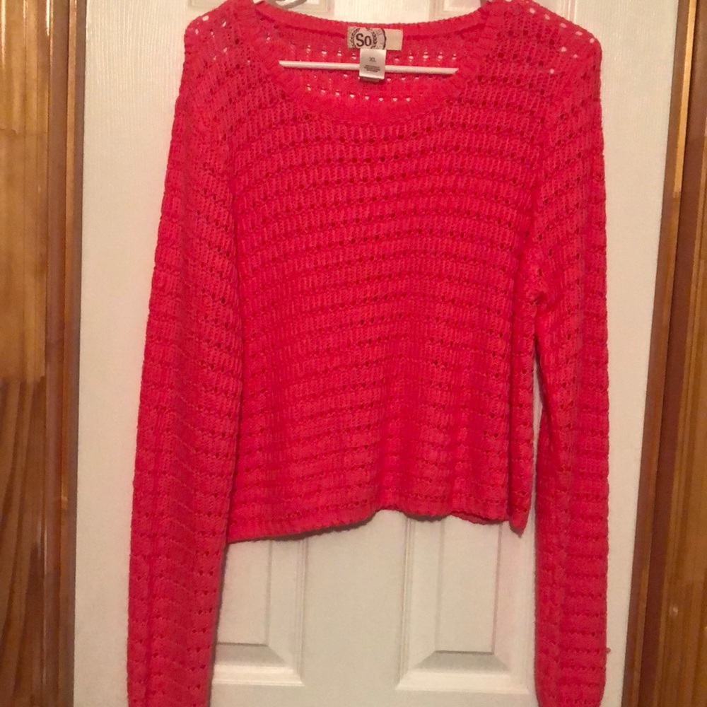 Crochet crop sweater
